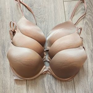 34 C Victoria's Secret Very Sexy Push-up Set of Three